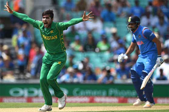 روہت شرما غیر معمولی بلے باز ہیں: محمد عامر