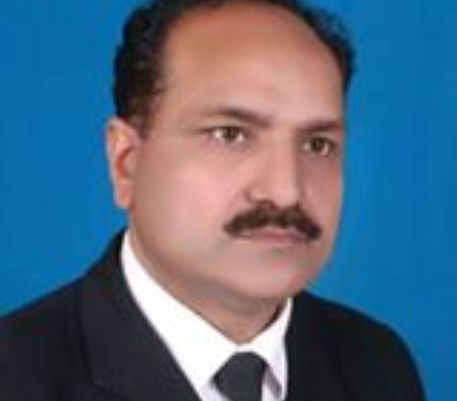 ہمارے سیاستدان جو قانون کی الف ب سے بھی واقف نہ ہے ان کا عدلیہ کے خلاف تنقید نا مناسب ہے، محمد رضا ایڈوکیٹ