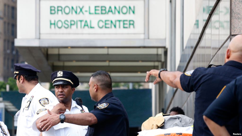 نیویارک کے ایک اسپتال میں فائرنگ سے ایک ڈاکٹر اور حملہ آور ہلاک