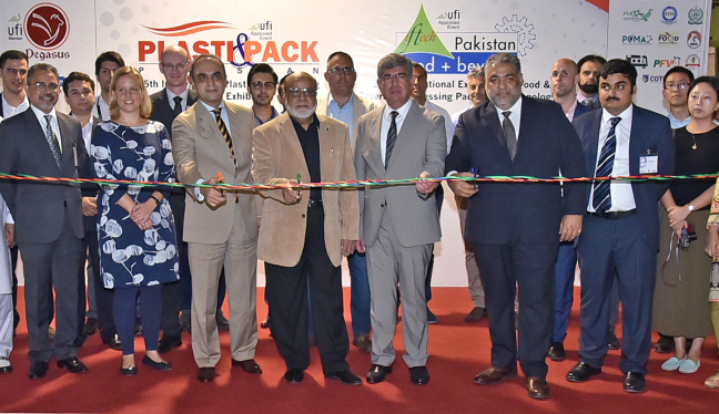 پیکجنگ انڈسٹری میں نئی ٹیکنالوجی سے 200 ملین ڈالر کی بچت ہو رہی ہے، عامر خانزادہ