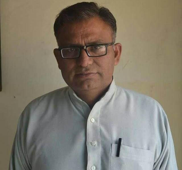 خالی باتوں پر نہیں عمل پر یقین رکھتے ہیں۔  ڈاکٹر تصور حسین مرزا
