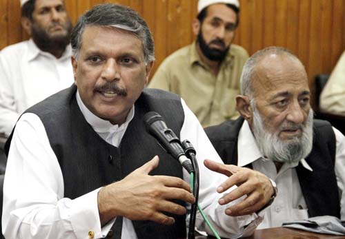 اعجاز الحق کا حلقہ اور بے شعور عوام