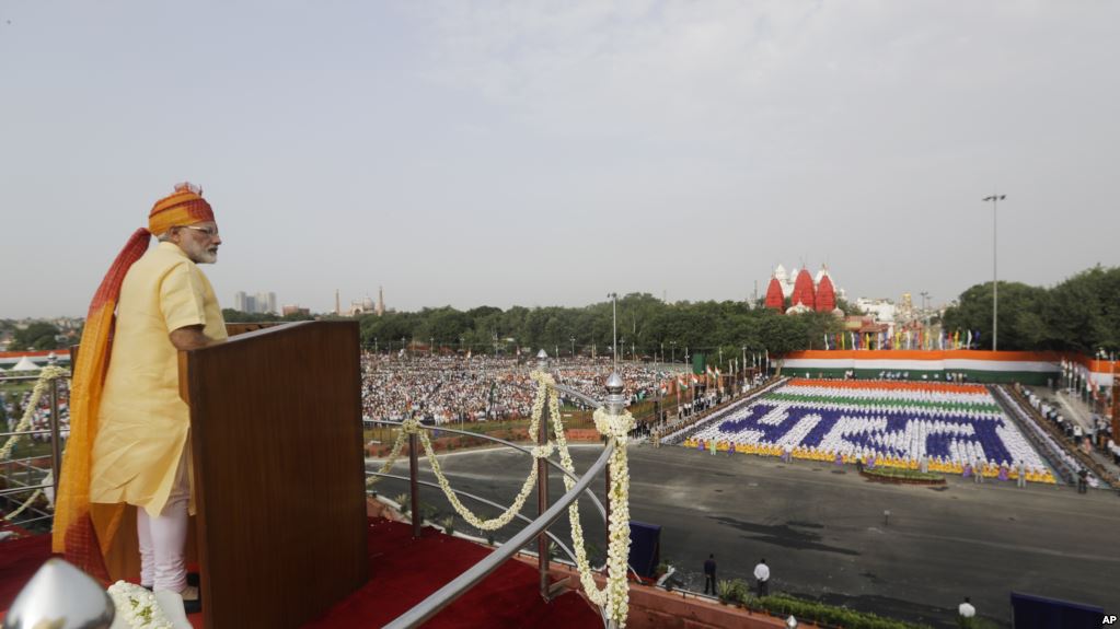 بغل میں چھری منہ میں رام رام