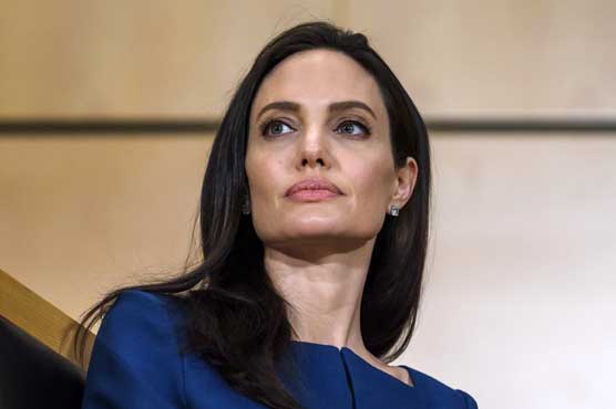 میں اکیلے رہنا نہیں چاہتی تھی، یہ وقت بہت کٹھن ہے: انجلینا جولی