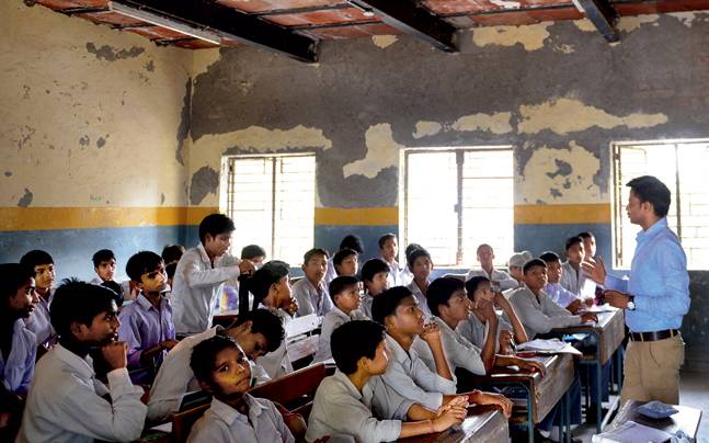 سرکاری اسکول کے اساتذہ کو درپیش چیلنجز