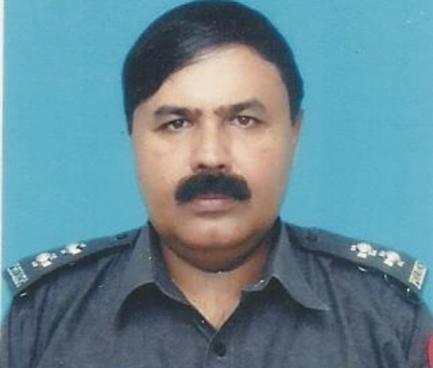 خطرناک اشتہاری زیر حراست ڈاکو محمد دلشاد اور وقاص میو ساتھی ڈاکوئوں کی فائرنگ سے ہلاک