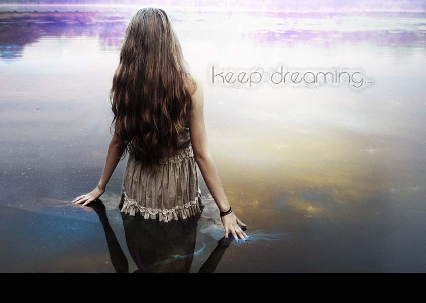 روز آنکھوں میں کوئی خواب نیا ہوتا ہے