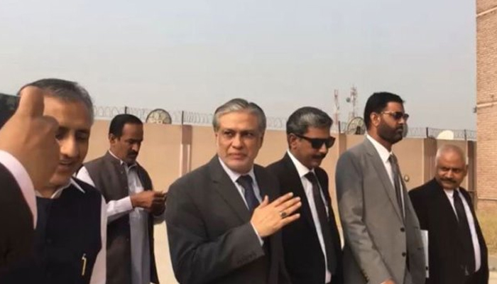 اثاثہ جات ریفرنس: اسحاق ڈار کے 5 بینک اکاؤنٹس کی تفصیلات جمع