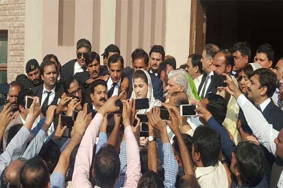 ورکرز قیمتی اثاثہ ہیں: مریم نواز کی خواتین کارکنان سے گفتگو، لاہور پہنچ گئیں