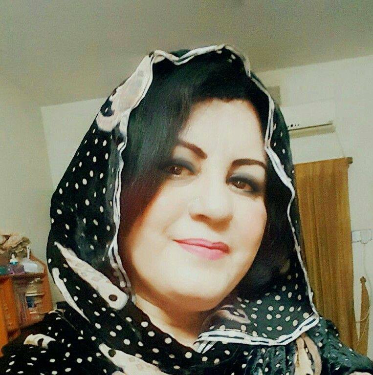 ڈوبتی ہوئی کشتی سے