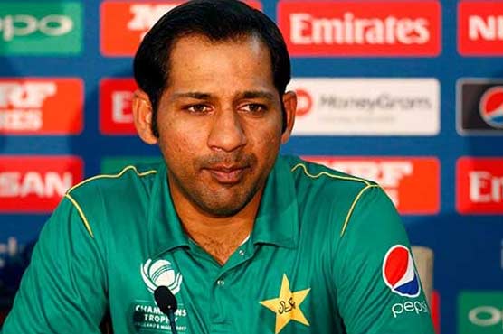 سخت محنت جاری رکھیں : سرفراز احمد کا قومی کرکٹرز کو آرام سے گریز کا مشورہ