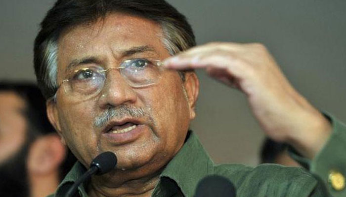 ڈکٹیٹر مشرف کے بزدلانہ فیصلے،  میڈیا کا کردار،  ملک سے فراری