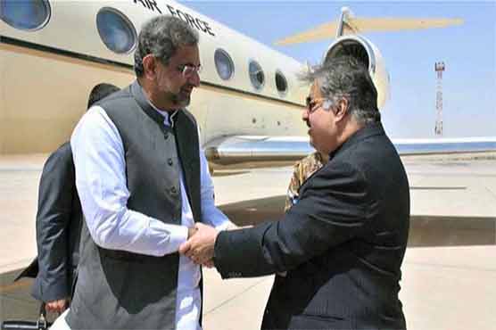 وزیر اعلیٰ کی کرسی بچانے کی آخری کوشش، وزیر اعظم کوئٹہ پہنچ گئے