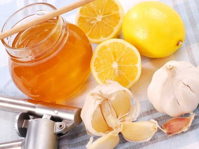 لہسن اور شہد ملا کر کھائیں، بیماریوں سے نجات پائیں