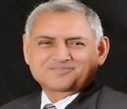 حکومت اور سیاست دانوں کو انفرا سٹرکچر کی تعمیرو ترقی اور صنعتی منصوبوں کی بروقت تکمیل پر خصوصی توجہ دینا ہو گی۔ ممتاز بیگ