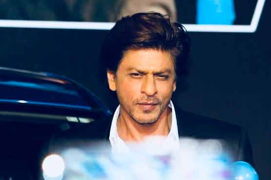 ٹوئٹر پر 33 ملین فالورز کا سنگ میل، شاہ رخ کا مداحوں کیلئے انوکھا تحفہ