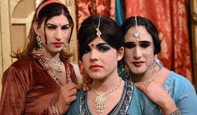 ٹرانس جینڈرز (خواجہ سراوں) کو تلخ معاشرتی رویوں سامنا