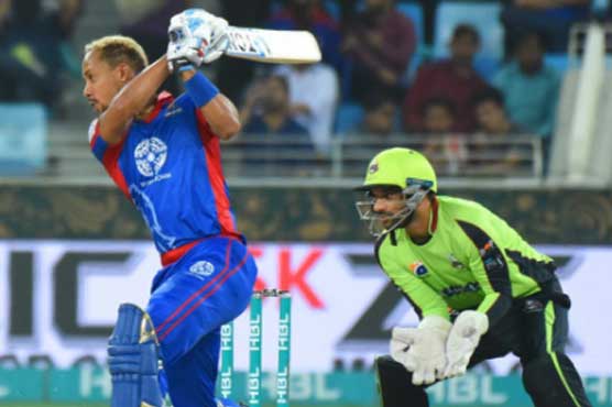 سنسنی خیز مقابلے کے بعد قلندرز نے کنگز کو سپر اوور میں ہرا دیا