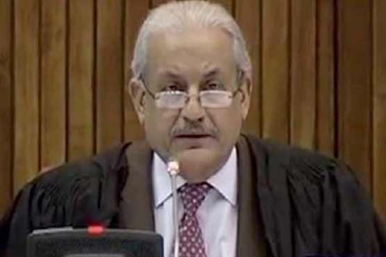 محاذ آرائی سے بچنے کیلئے اداروں کو اپنی انا سے نکلنا ہو گا: رضا ربانی