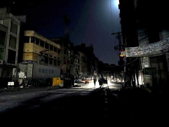 نیپرا نے کراچی میں بجلی بحران کا ذمہ دار کے الیکٹرک کو قرار دے دیا
