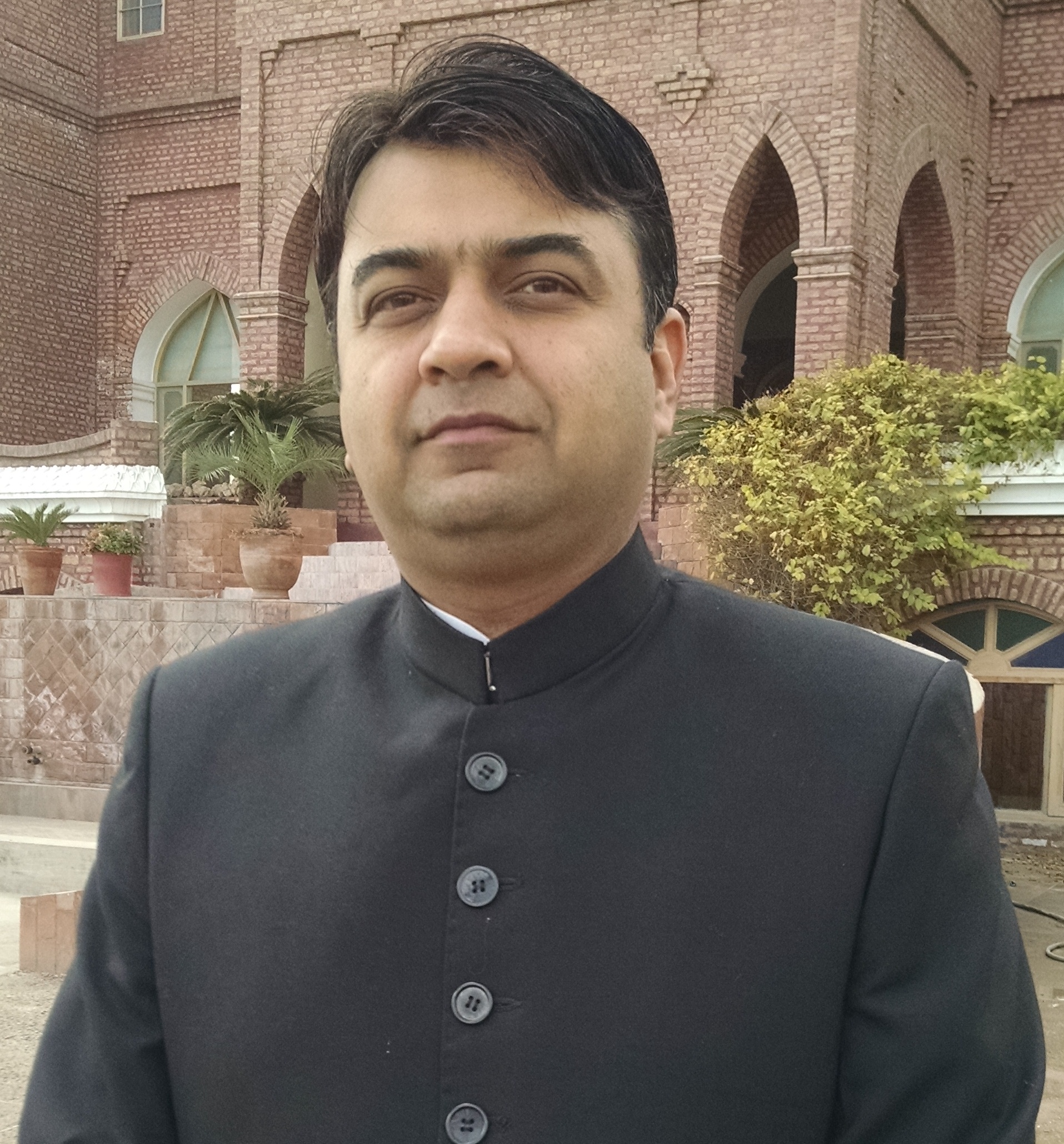 گھٹنے ٹیکنا میرے خون میں شامل نہیں۔ راجہ یاسر سرفراز