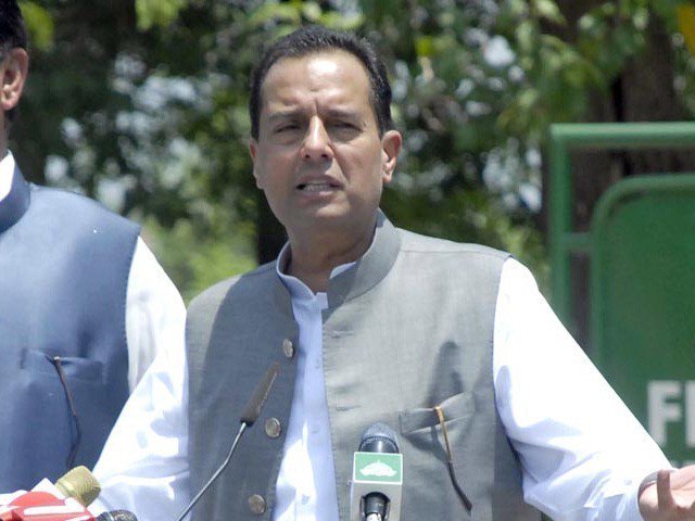 پاناما کیس میں مجھے وعدہ معاف گواہ بنانے کی کوشش کی گئی، کیپٹن صفدر