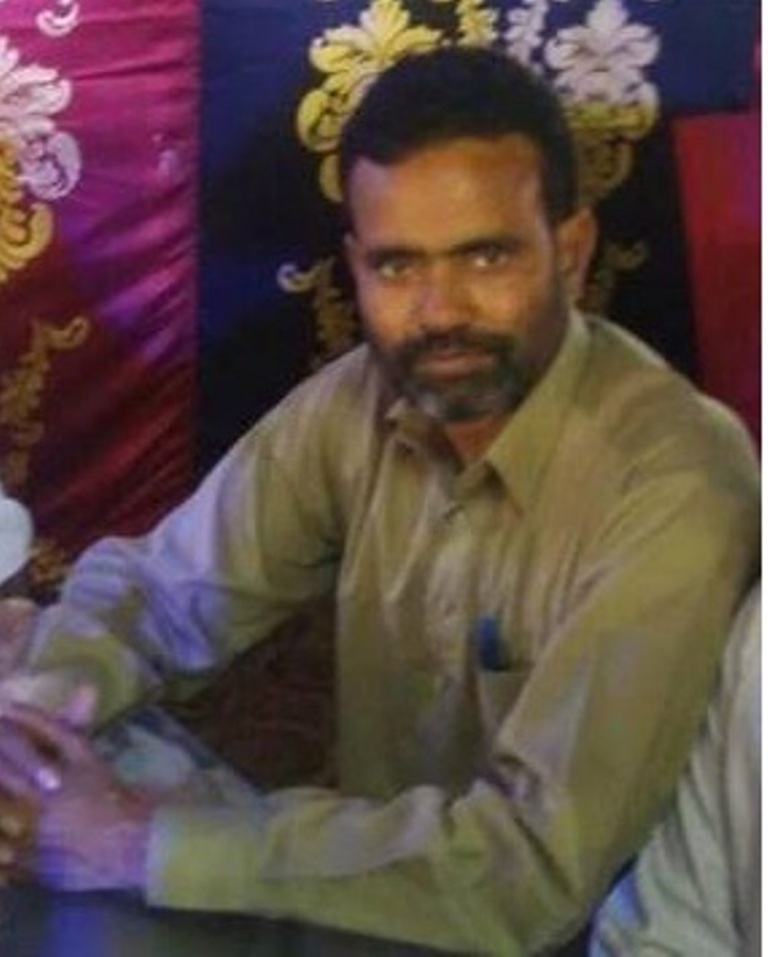 اپنی تصویر ڈھونڈتا ہوں میں