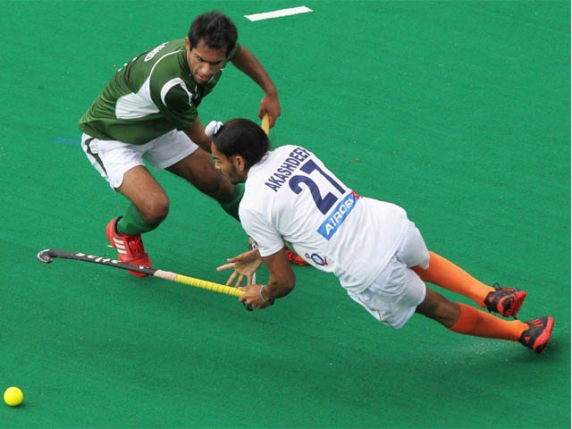 چیمپئنز ٹرافی؛ بھارت نے پاکستان کو 0-4 سے شکست دیدی