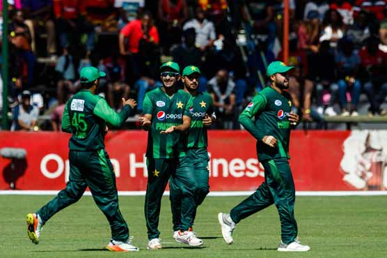 سہ فریقی سیریز: پاکستان نے آسٹریلیا کو 45 رنز سے شکست دے دی