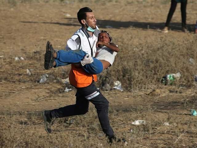 اسرائیلی فوج کی فائرنگ سے ایک فلسطینی شہید، سیکڑوں زخمی