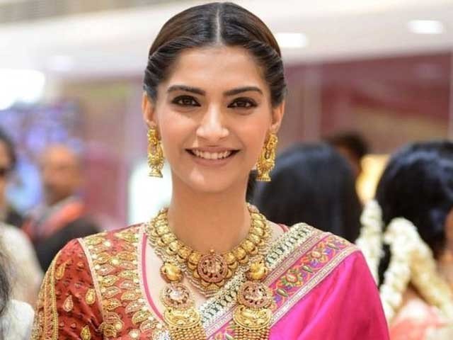 پاکستان سے محبت کرتی ہوں، سونم کپور