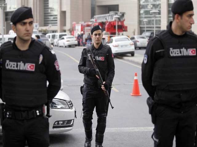 ترکی میں فوجی بغاوت میں ملوث درجنوں کرنلز کی گرفتاری کا حکم