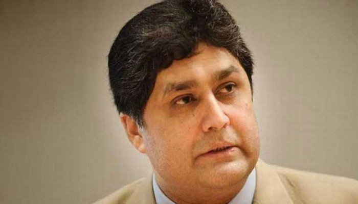 سابق وزیراعظم کے پرنسپل سیکرٹری فواد حسن فواد کی معطلی کا نوٹیفکیشن جاری