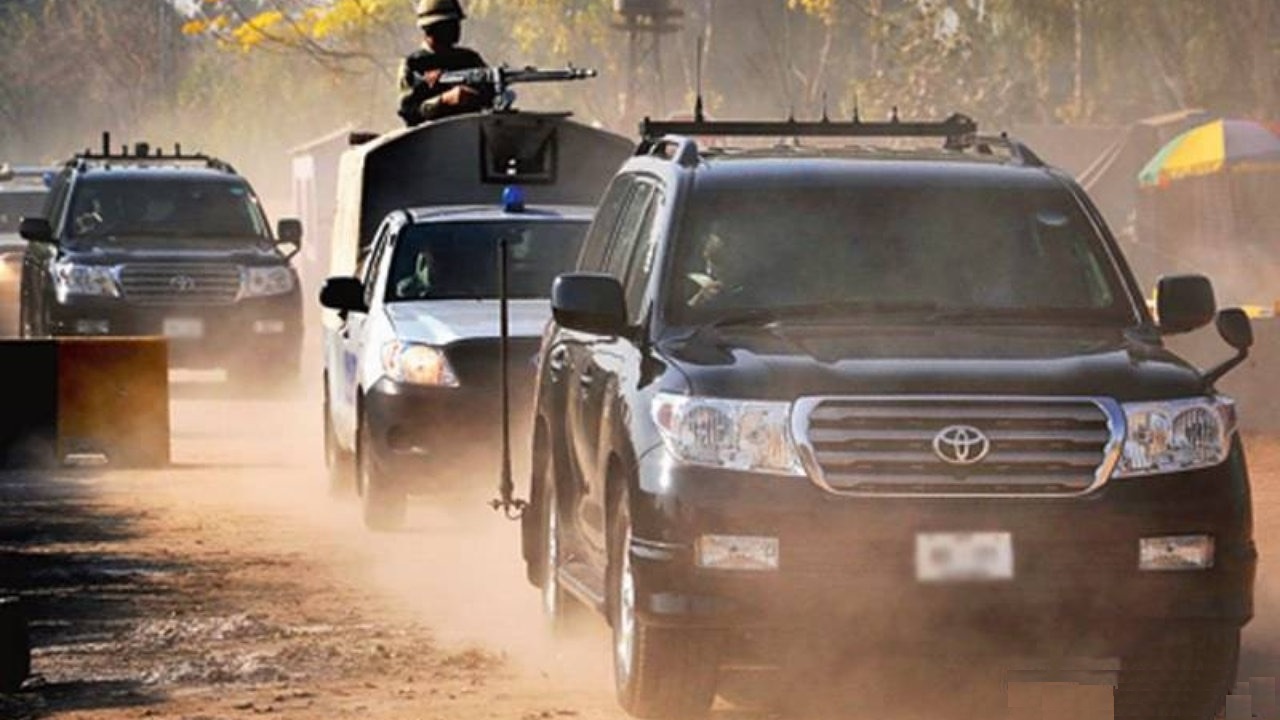 عوام اور با اثر افراد