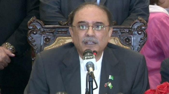 ٹریڈنگ اکاؤنٹس کو جعلی اکاؤنٹس کہا گیا، یہ اصل میں 18 ویں ترمیم کا جھگڑا ہے۔  آصف علی زرداری