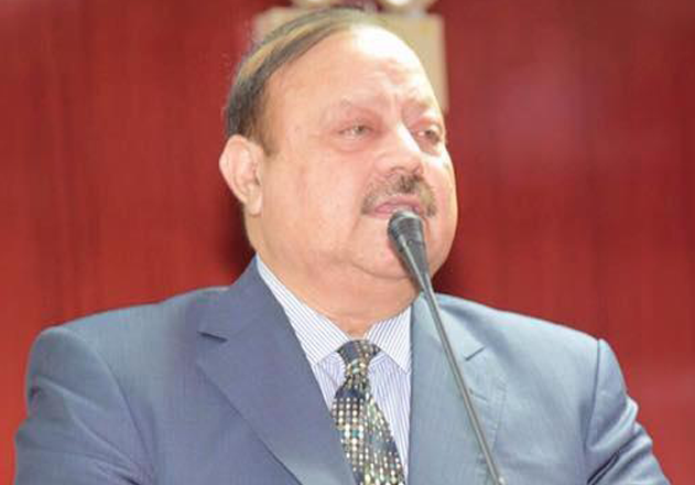 صدر بیرسٹر سلطان محمود چوہدری کی قیادت میں فرانس کے دارالحکومت پیرس کے ایفل ٹاور کے سامنے یوم سیاہ منانے کے موقع پر کشمیریوں کا زبردست احتجاجی مظاہرہ ہوا