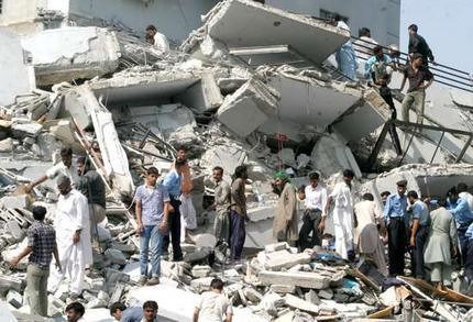 8 اکتوبر 2005 زلزلہ کے نقصانات کا ذمہ دار کون؟؟