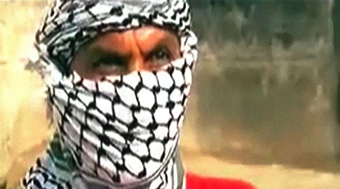 لیاری میں پولیس مقابلہ: مطلوب ترین گینگ وار ملزم غفار ذکری ساتھی سمیت ہلاک