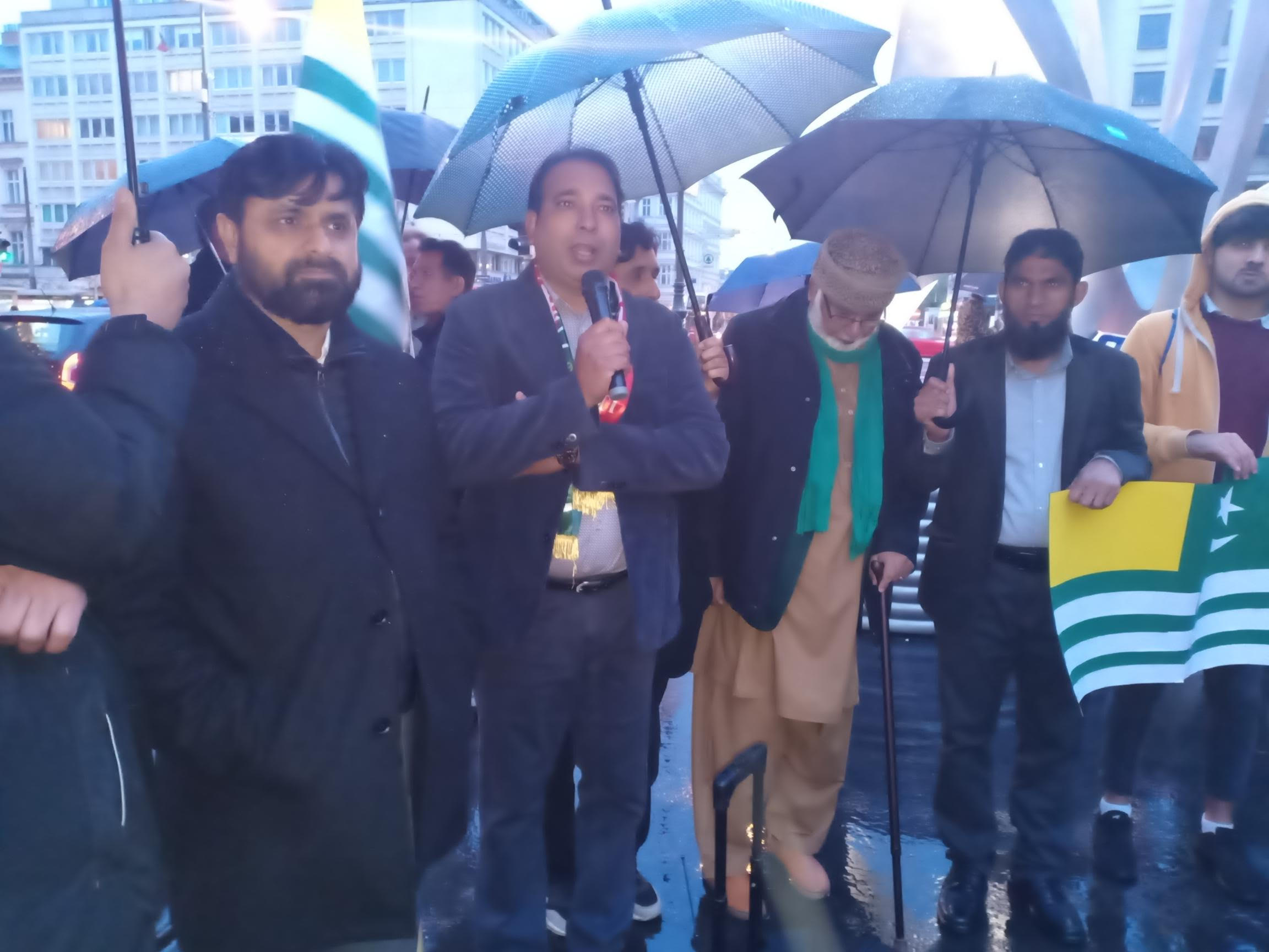 KHASMIR BLAK DAY PFA VIENNA