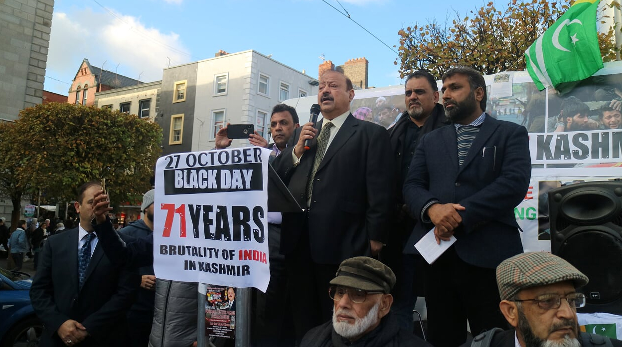 27 اکتوبر یوم سیاہ کے موقع پر پی ٹی آئی  کشمیر آئرلینڈ کے زیر اہتمام ڈبلن   میں ملین مارچ کا انعقاد کیا گیا