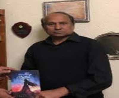 برطانیہ میں مقیم راولپنڈی سے تعلق رکھنے والے معروف شاعر اور ادیب انور جمال فاروقی کا نیا شعری مجموعہ ’’زلف، گھٹا اور شام‘‘ شائع ہو گیا ہے