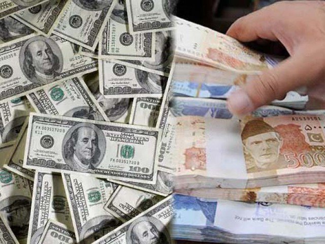 ڈالر کا انٹر بینک ریٹ 5 پیسے کم اوپن مارکیٹ میں 30 پیسے مہنگا