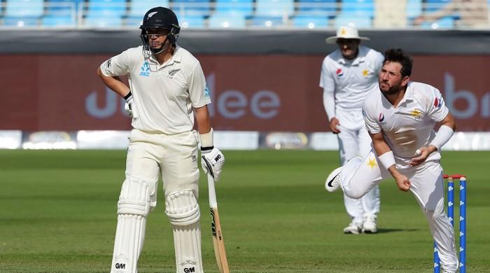 دبئی ٹیسٹ: پاکستان نے نیوزی لینڈ کو ایک اننگز اور 16 رنز سے شکست دے دی