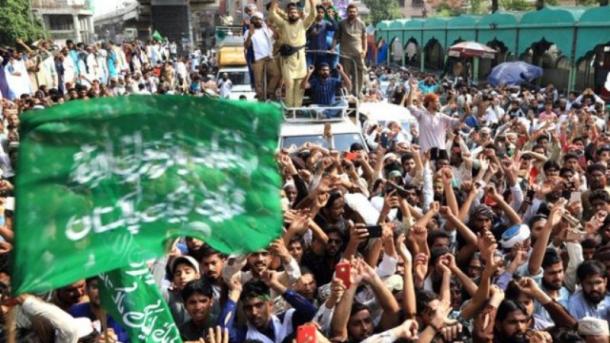 تحریک لبیک پاکستان نے طے کردہ معاہدے کی خلاف ورزی کی صورت میں دوبارہ سڑکوں پر آنے کی دہمکی دے دی