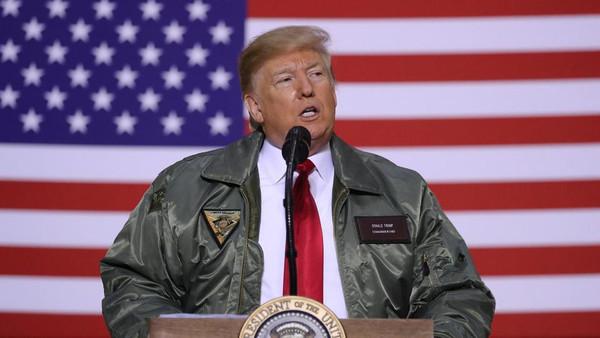 ٹرمپ کا غیر علانیہ دورہ عراق: ’امریکی فوجیں واپس بلانے کا کوئی ارادہ نہیں‘