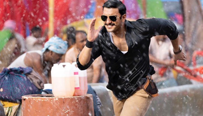 رنویر سنگھ کی ’سمبا‘ کی 4 دن میں 100 کروڑ کمائی کی پیشگوئی