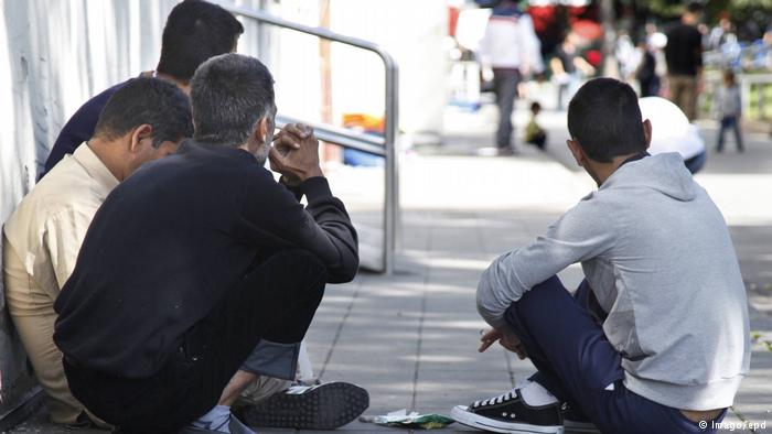 سیاسی پناہ سے متعلق جرمن قوانین، ترامیم کی پارلیمانی منظوری