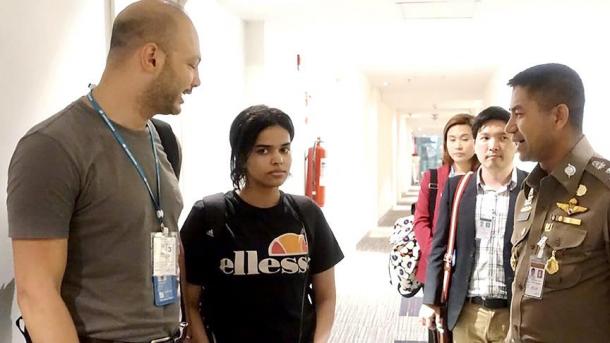 اقوام متحدہ نے سعودی شہری راہف محمد القانون کو قانونی طور پر پناہ گزین کا درجہ دے دیا