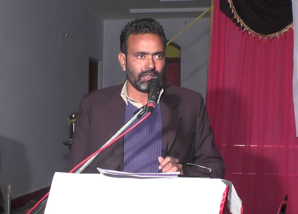 اِس درجہ پُریقین تھے وہم و گمان میں