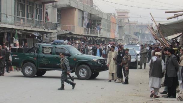 افغانستان میں سڑک کنارے بم پھٹ گیا، 6 افراد ہلاک